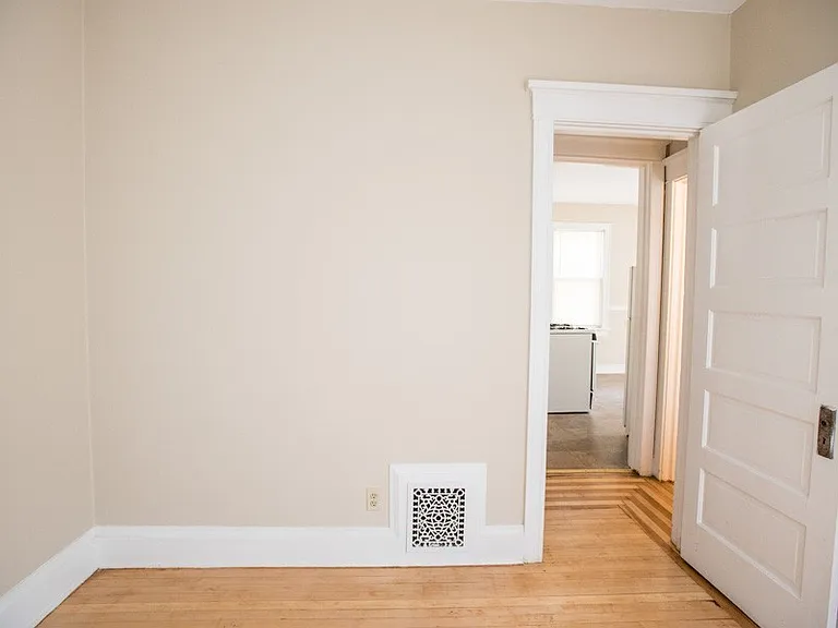 2724-2726 N Murray Duplex — Photo 40