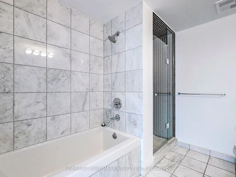 33 Charles St E #3406 — Photo 26