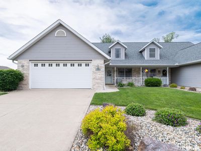 1909 Dane Kelsey Dr, Pekin, IL, 61554