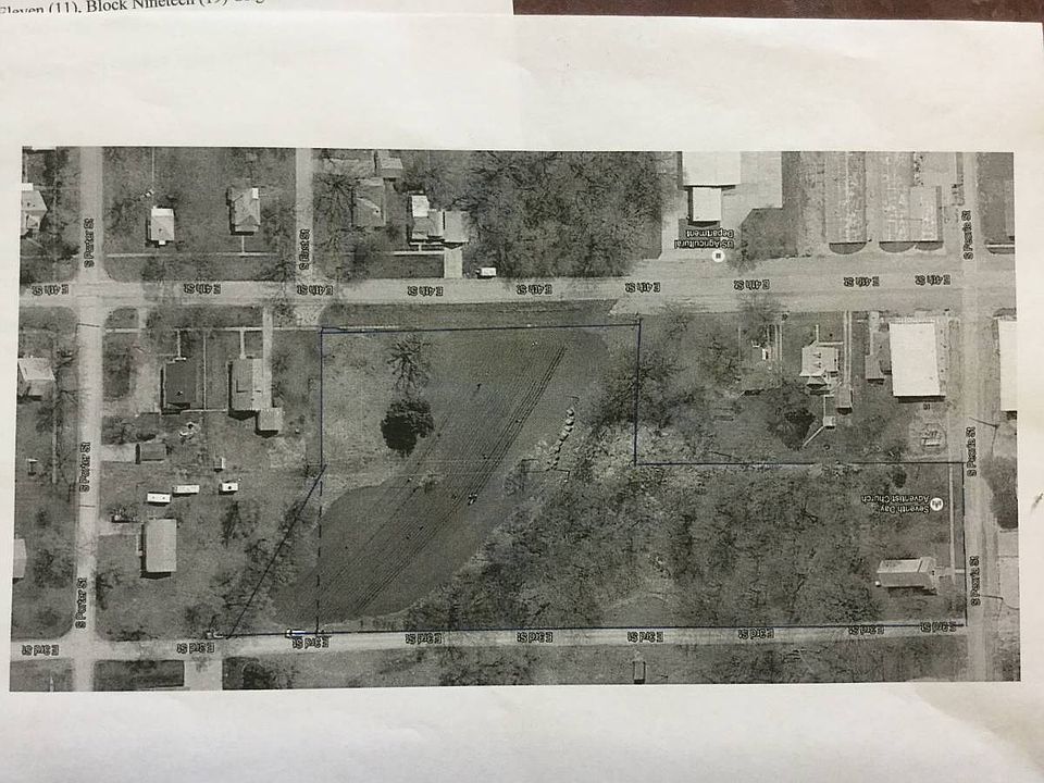 2nd image of 303 S Peoria