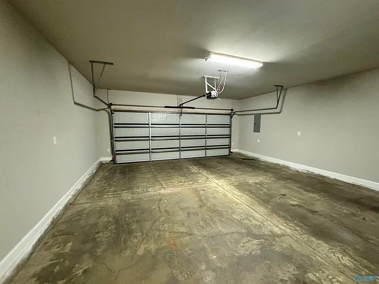 109 Kambry Grove Dr — Photo 8