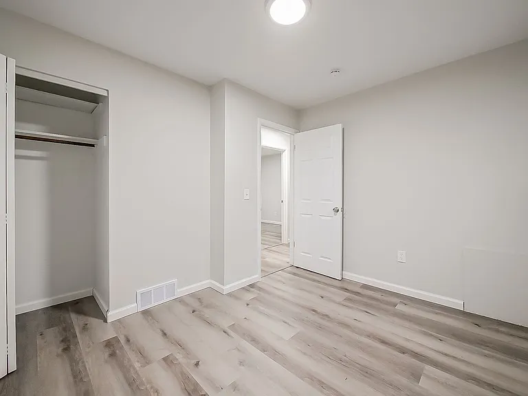 536 Emerson Ave — Photo 13