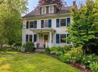 54 Snell St, Amherst, MA 01002