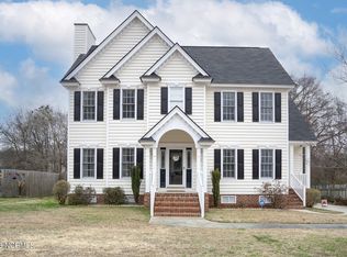 1721 Sparrow Hawk Ln, Rocky Mount, NC 27804
