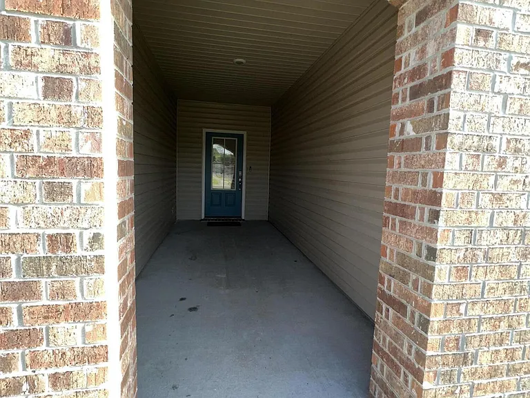 400 Caldwell Sugar Rd — Photo 3