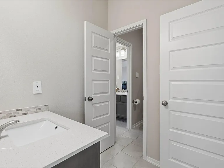 318 Calmato Woods Way — Photo 20