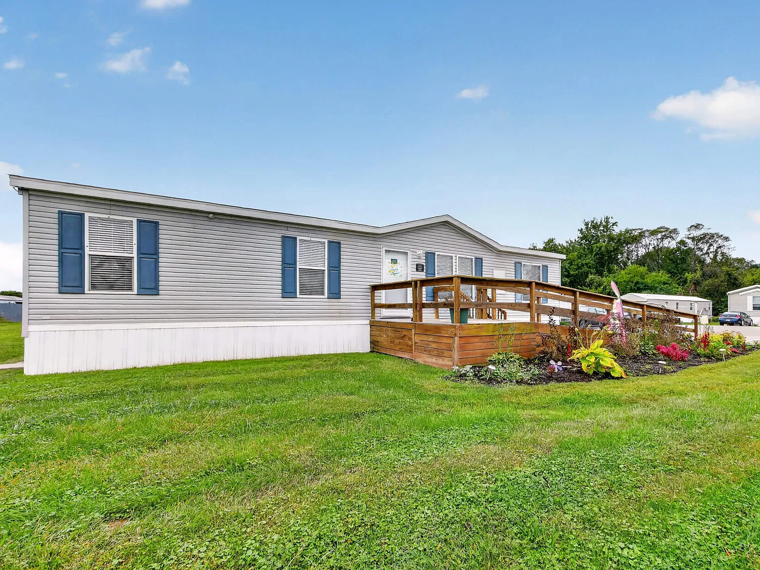 Greenbriar Estates — Photo 1