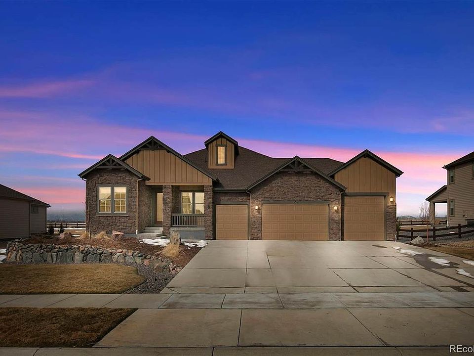 1st image of 940 Grenville Cir