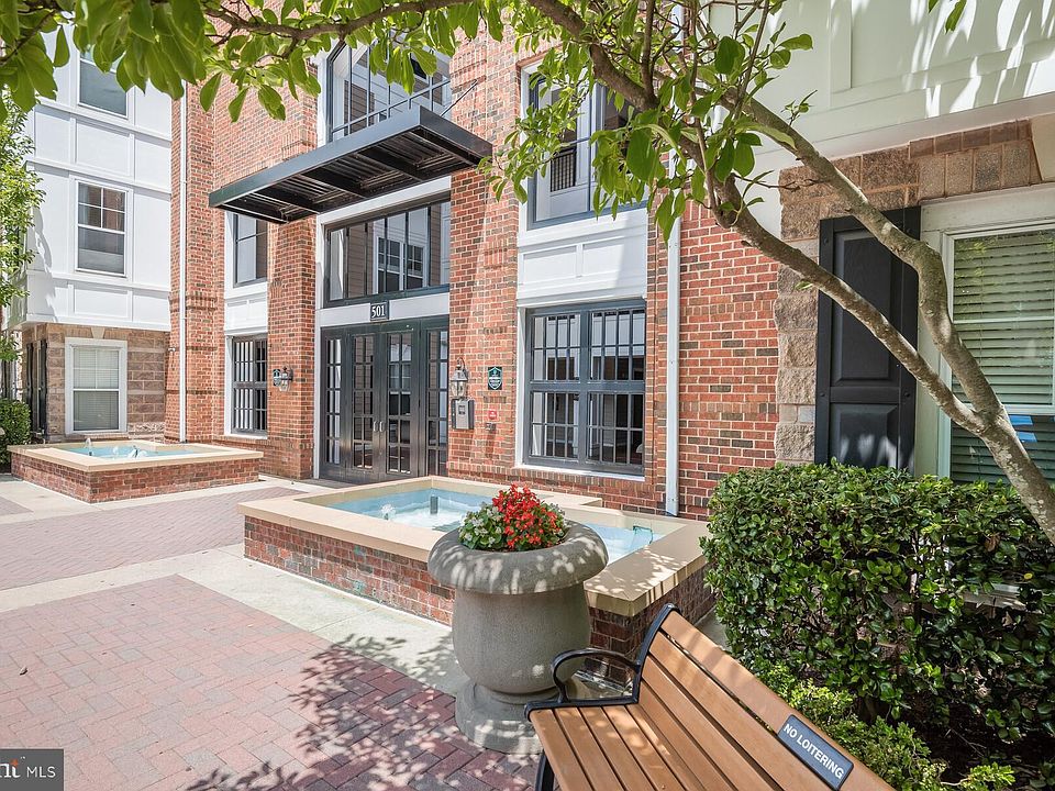 1st image of 501 Hungerford Dr APT 157