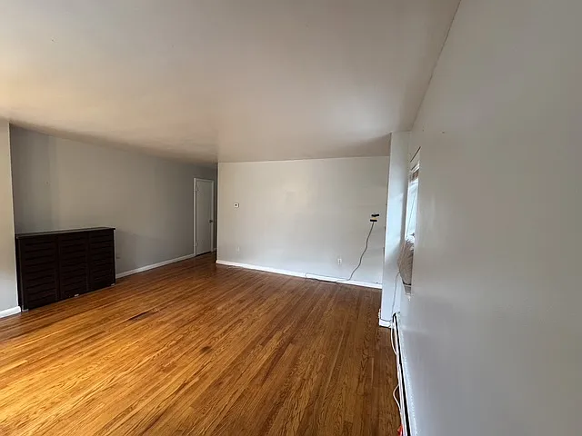 2 bed, $2,500 — Photo 2