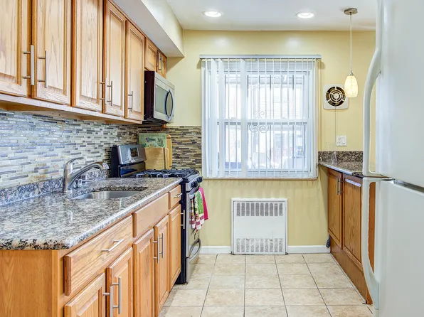 627 Beach 65th Street image 6 of 30