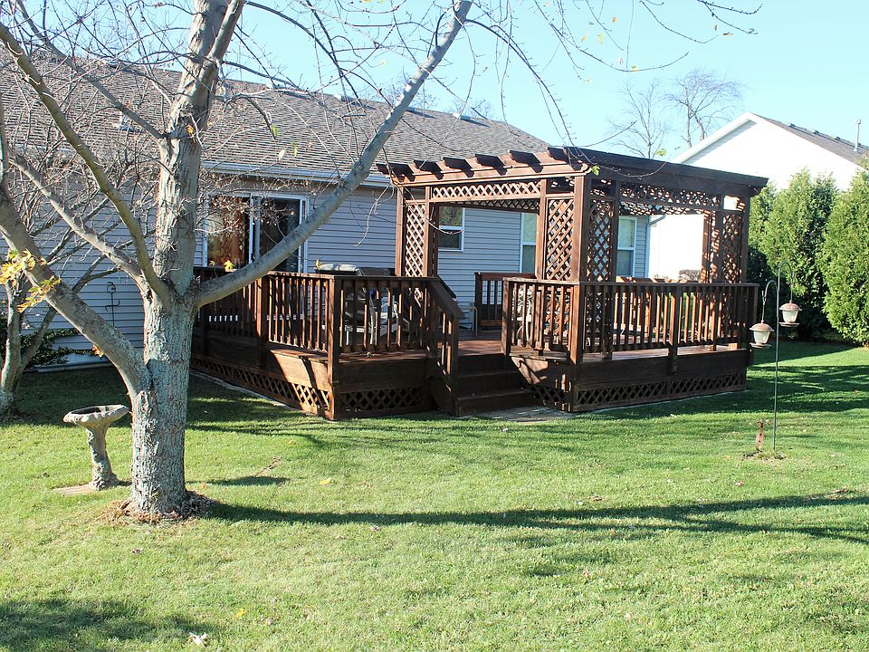 2nd image of 128 Campion Dr