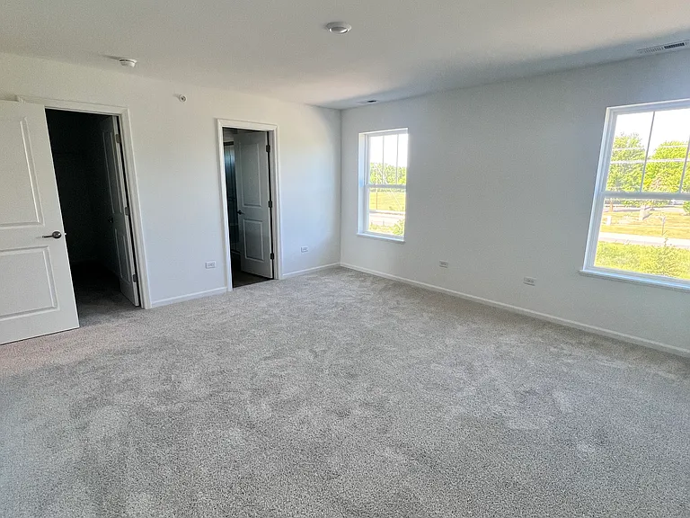 612 Cassia Ct — Photo 5