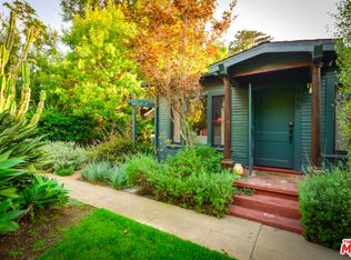 945 Marco Pl, Venice, CA 90291