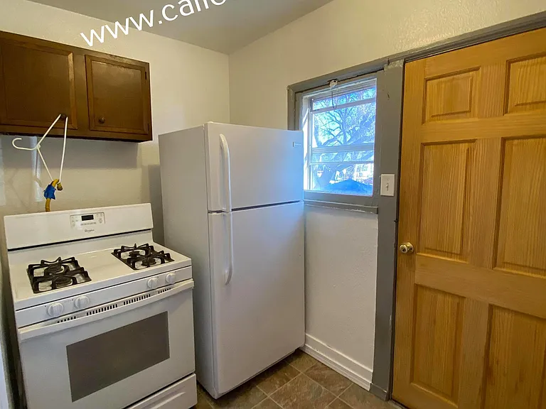 326 E Saint Vrain St #1 — Photo 7