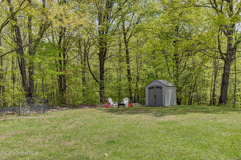 5th image of 203 Dearstyne Road