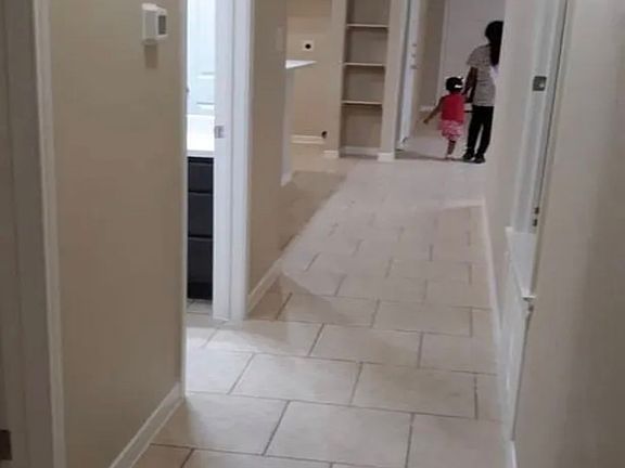 4th image of 4304 Ivory Ln #2