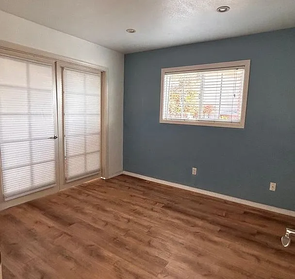 1483 La Corta Cir — Photo 8