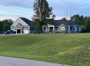 1683 Woodland Trl, Xenia, OH 45385