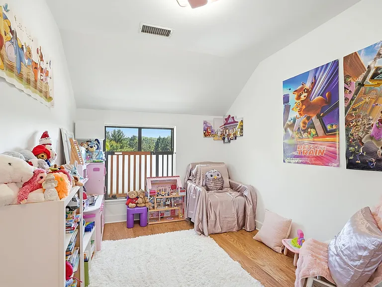 11 Wildwood Rd #9 — Photo 14