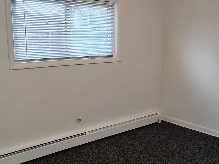 2738 Hessing St #2 — Photo 10