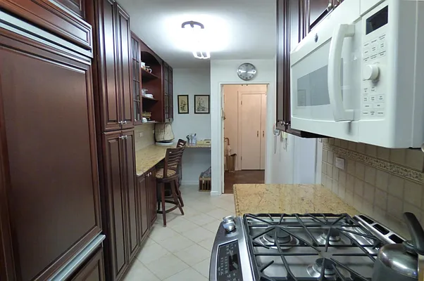 Sold by Fillmore | media 27
