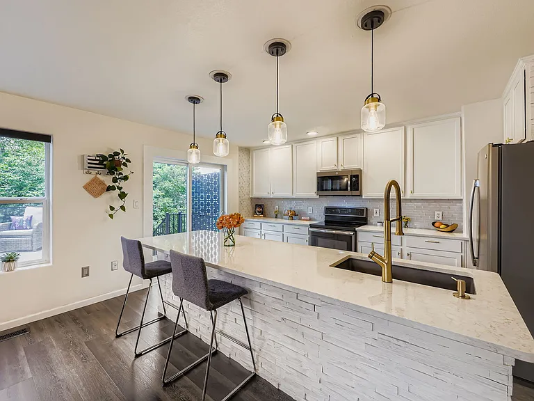 Large kitchen island