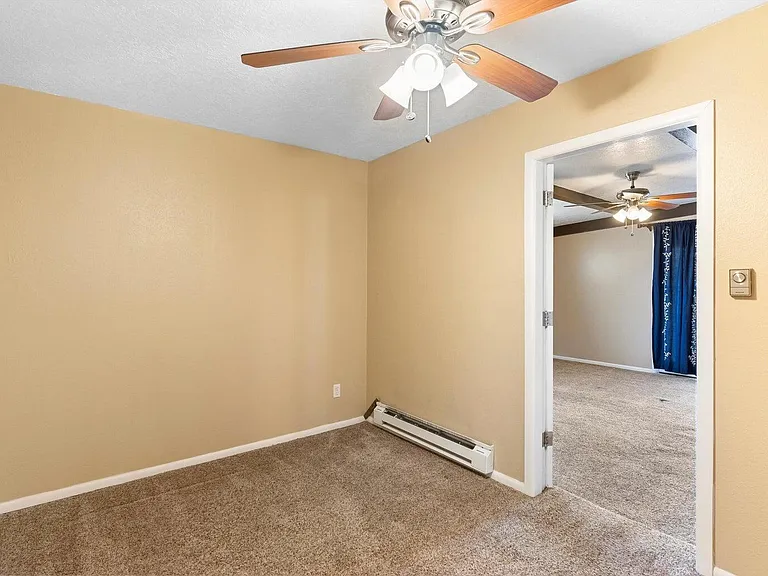 3721 Mary Ellen St NE — Photo 14