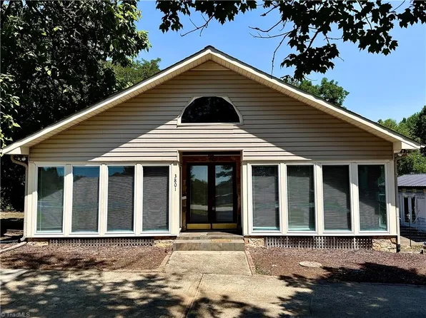 3801 Oak Ridge Rd, Summerfield, NC 27358