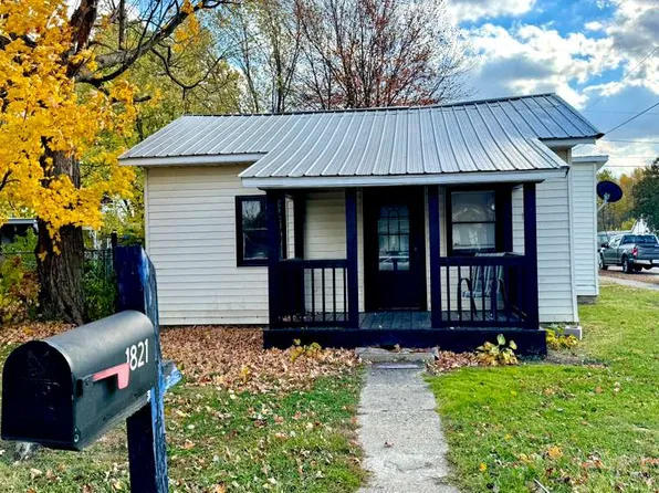 1821 W 17th St, Muncie, IN 47302