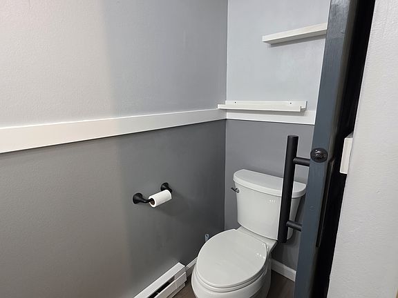 3rd image of 320 Smithridge Park