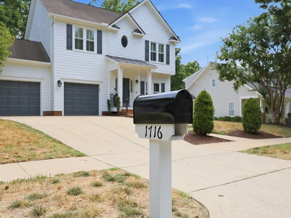 1716 Farmington Grove Dr, Raleigh, NC 27614