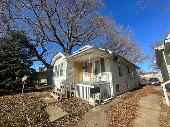 817 E Virginia Ave, Peoria, IL 61603