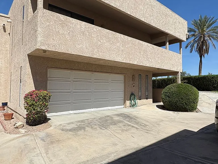 1905 Palmer Dr #8 — Photo 1