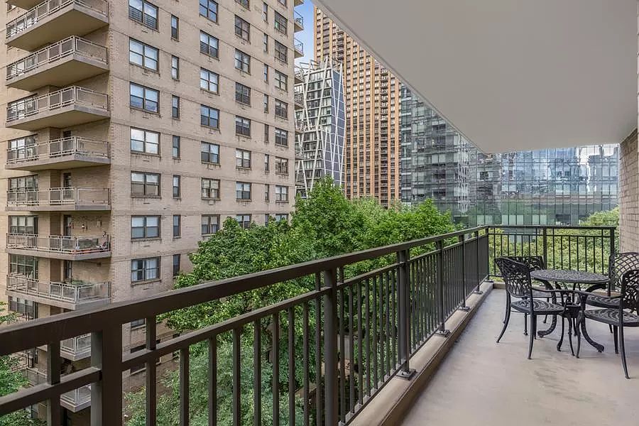 1st image of 142 W End Ave APT 7N
