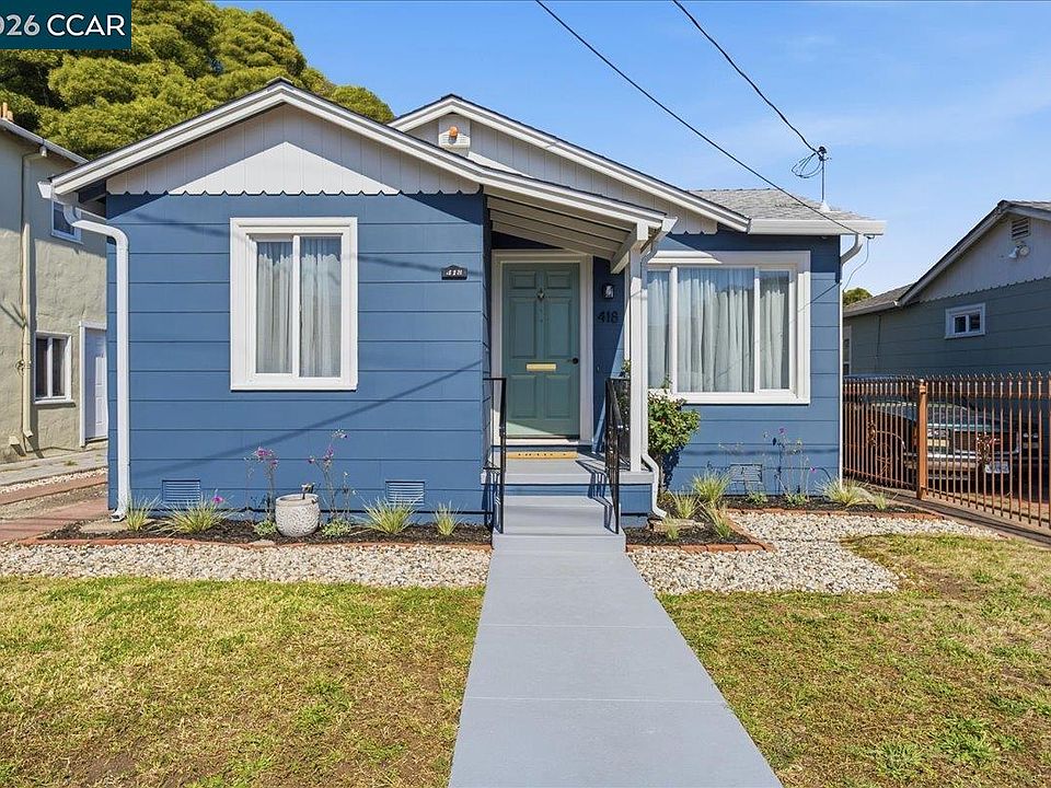 1st image of 418 44th St