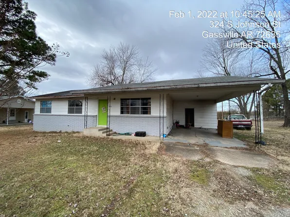 324 S Johnson St, Gassville, AR 72635