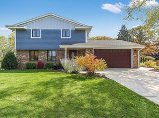 11215 86th St, Pleasant Prairie, WI 53158