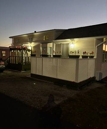 3rd image of 262 Janie Ave