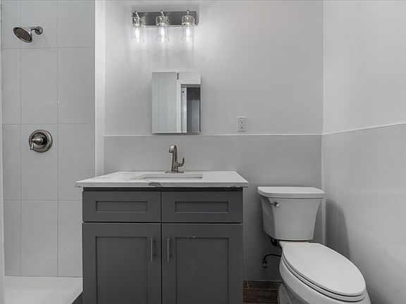 2nd image of 324 Eldert St #1A