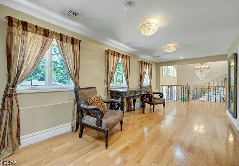 252 Mabel Pl — Photo 27