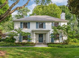 3187 Bradway Blvd, Bloomfield Hills, MI 48301