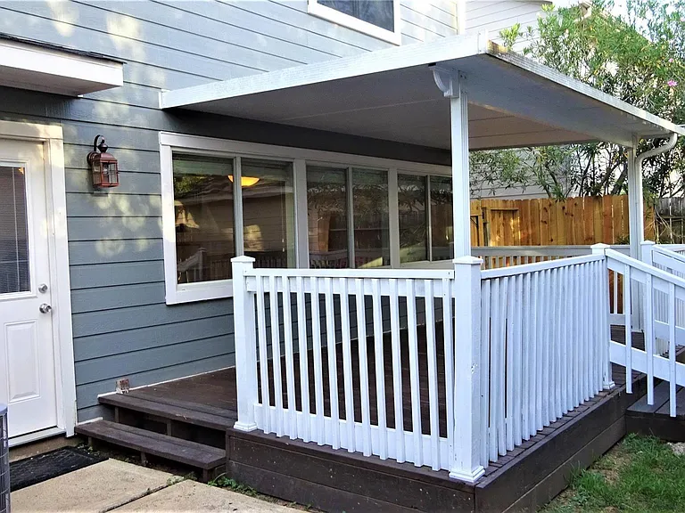 3923 Carriage Park Row — Photo 11