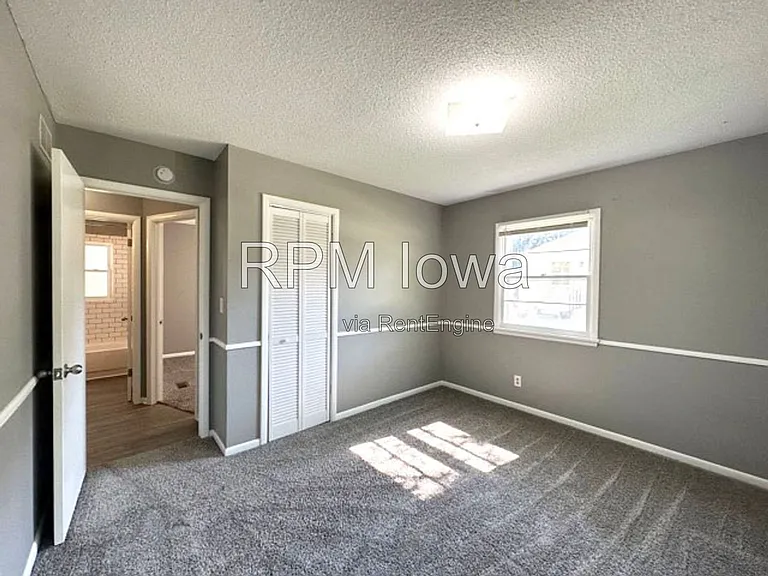 1318 SW Lynn Dr — Photo 5