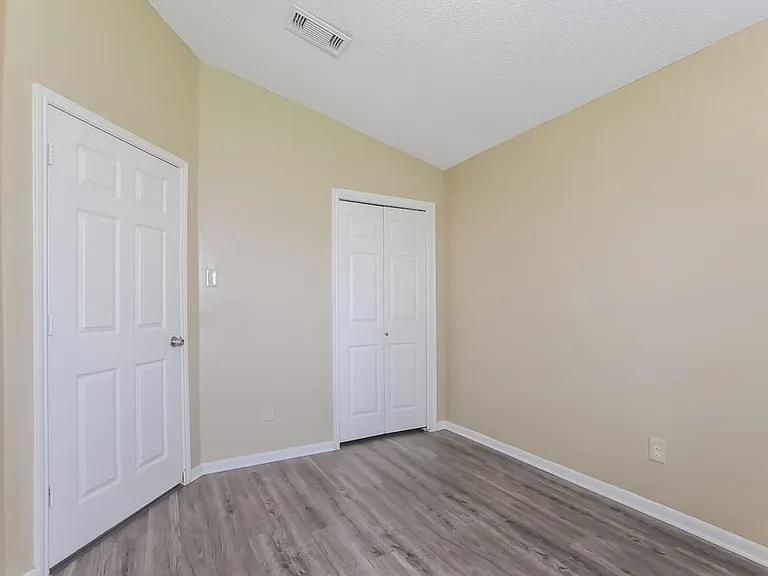 7706 Ellis Dr — Photo 16