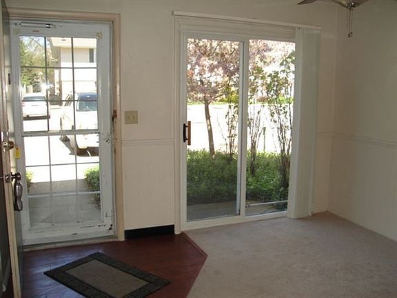 4th image of 3424 Kenbrooke Ct