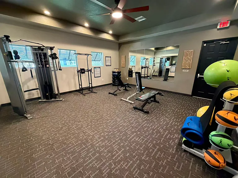 1350 Shinnecock Hills Dr — Photo 11