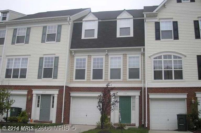 2nd image of 8107 Rainwater Cir