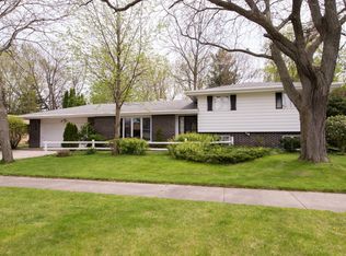 75 S Huron Dr, Janesville, WI 53545