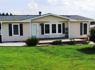 2347 Ryan Dr, Conover, NC 28613